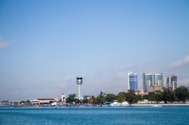 Feribota görünümünden Dar es salaam