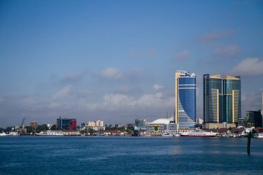 Feribota görünümünden Dar es salaam