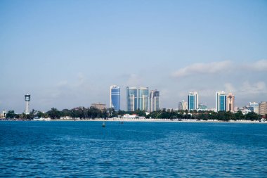 Feribota görünümünden Dar es salaam