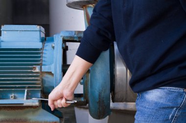 bakım çalışmaları sanayi sitesindeki