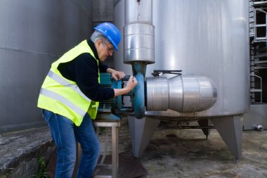 bakım çalışmaları sanayi sitesindeki