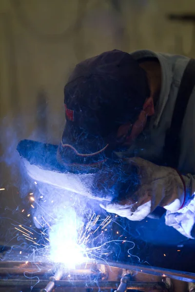 Metalworker Work His Workshop — Stock Photo, Image