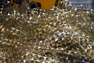 metalworker bir atölye çalışmalarında