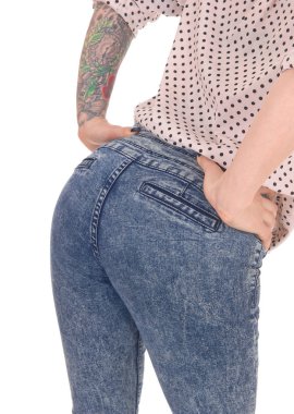 Popo ve genç kadın arkası.