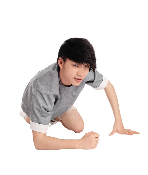 Asiatiska man knä på golvet. — Stockfoto