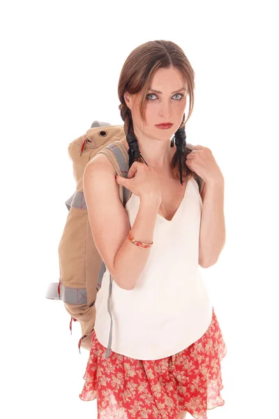 Junge Frau mit großem Rucksack. — Stockfoto