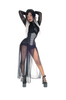 Korse ve kafasının arkasında güzel kadın