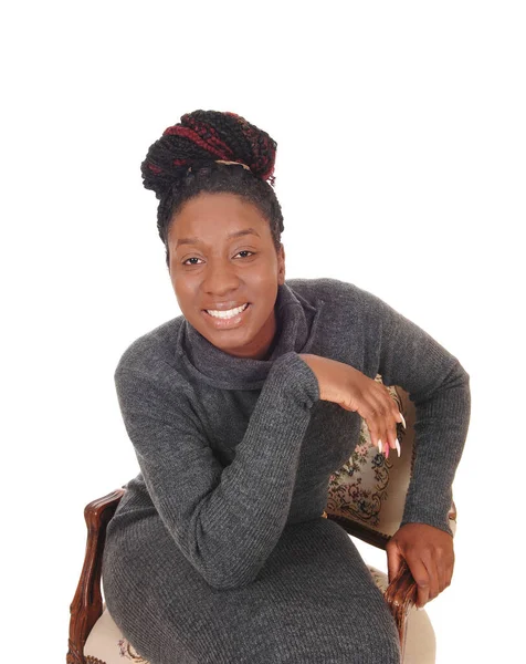 Happy Smiling African American Woman Sitting Gray Dress — Stock Photo, Image