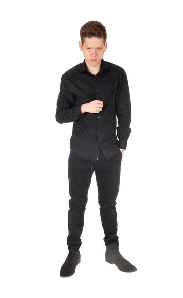 Мальчик Подросток Стоящий Студии Черной Рубашке Штанах — стоковое фото