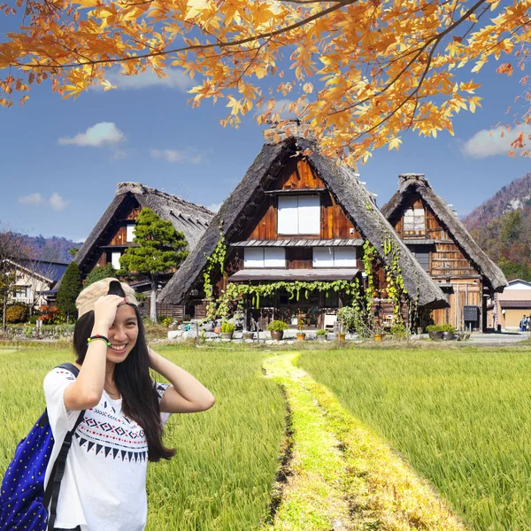 Осенний сезон исторических деревень Сиракава-го и Гокаяма, J — стоковое фото