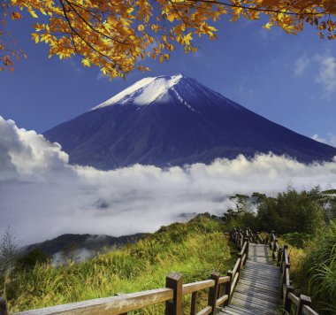 görüntü çok güzel renk ve adam güzel manzara