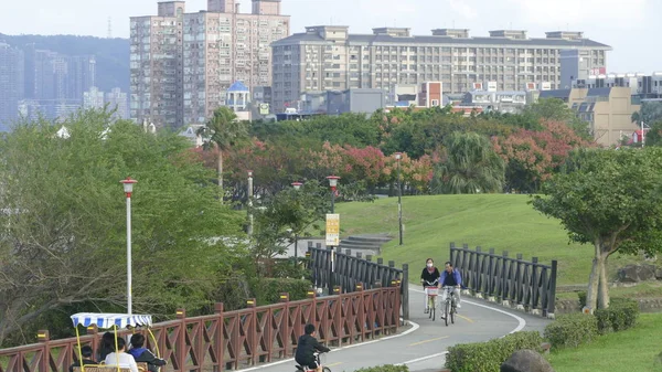 Nuova città di Taipei Riverside Bicycle Road Landscape, Taiwa — Foto Stock