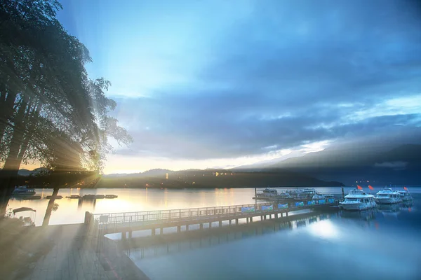 Lago Luna Del Sol Durante Hora Del Amanecer —  Fotos de Stock