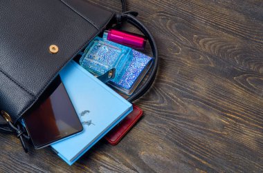 Bayanlar debriyaj çanta