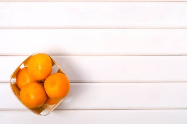 Mandalina beyaz arka plan