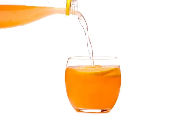 Een glas limonade oranje citroen — Stockfoto