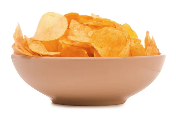Platte mit Chips isoliert — Stockfoto