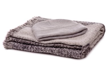 Sıcak eşarp gri ve şapka