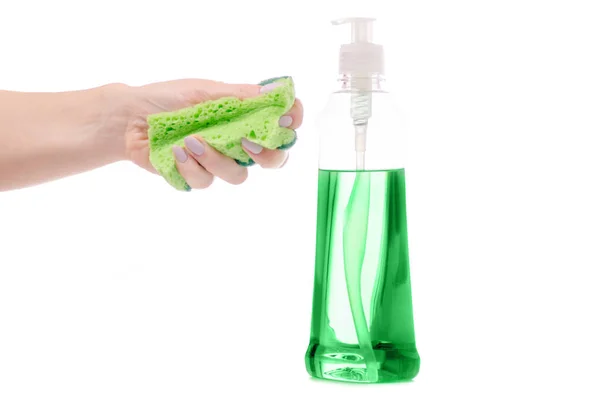 Afwassen wasmiddel spons in vrouwelijke hand — Stockfoto