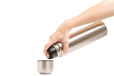 Termos açın eller içinde