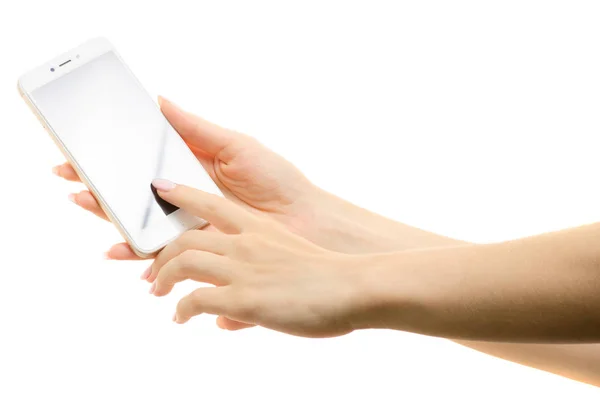 Телефон в женских руках — стоковое фото