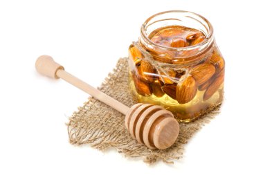 Bir kaşık bal fındık badem için bal kavanozu