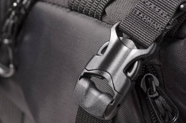 Toka siyah çanta sırt çantası bağlantı parçaları makro