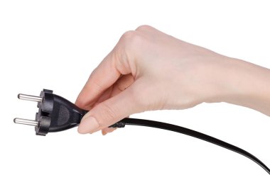 Ellerinde siyah elektrik fişi