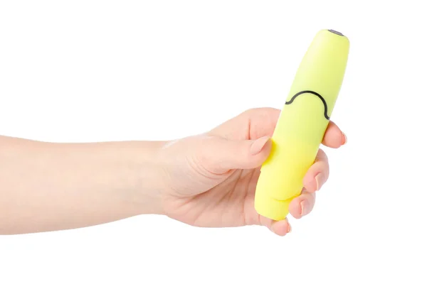 Жовтий маркер в руці — стокове фото