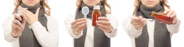 Mulher nas mãos syrop para uma garganta e nariz spray medicina saudável gripe fria doença set — Fotografia de Stock