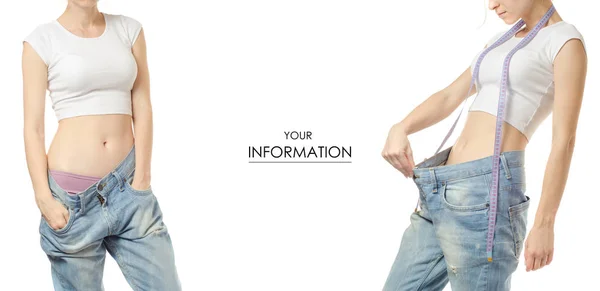 Giovane donna in jeans perdita di peso perdita di peso con un modello di set centimetri — Foto Stock
