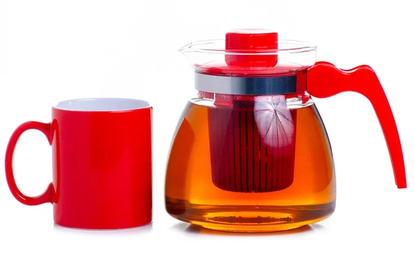 Tetera roja vaso de té negro caliente y taza taza — Foto de Stock