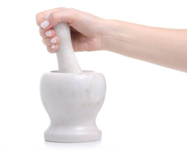 Beyaz havan ve tokmaklar ellerinde.