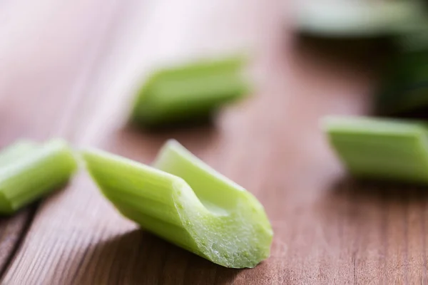 Close up van gesneden selderij stengel — Stockfoto