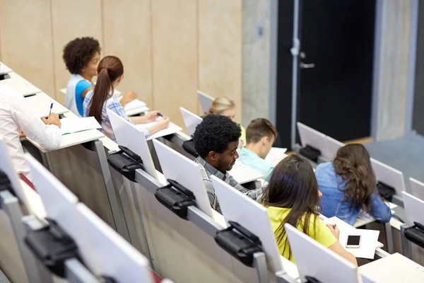 International students at university lecture hall — Stock Photo, Image