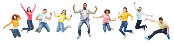 Grupo internacional de personas felices saltando — Foto de Stock