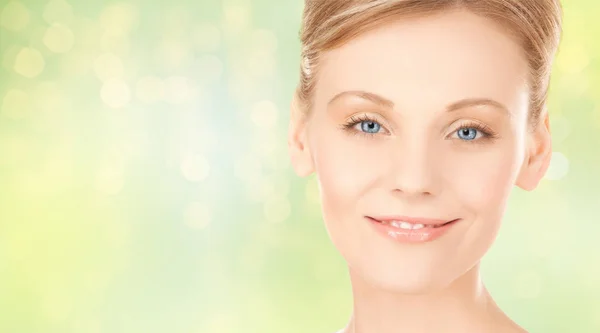 Close up of beautiful young woman face — Stock Photo, Image