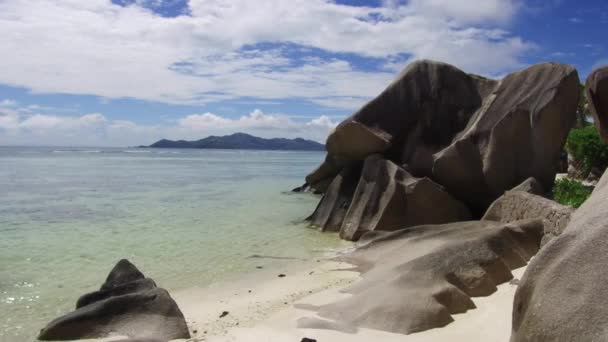 African øy strand i Indiahavet – stockvideo