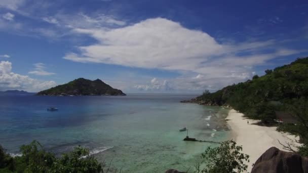 Африканский остров пляж в Индийском океане — стоковое видео
