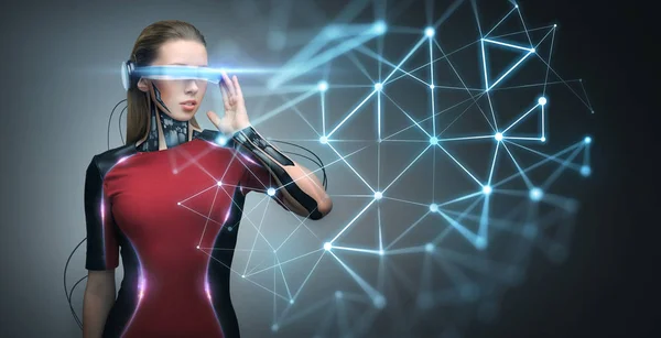 Жінка в окулярах віртуальної реальності і мікрочіпі — стокове фото