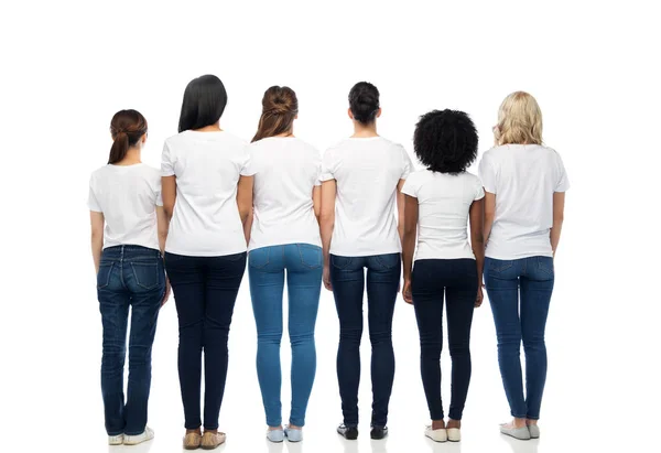 Międzynarodowa grupa kobiet z tyłu — Zdjęcie stockowe