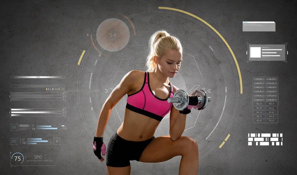 Gelukkig sportieve jongedame uitoefenend met halter — Stockfoto