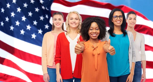 International american women showing thumbs up — Stock Photo, Image