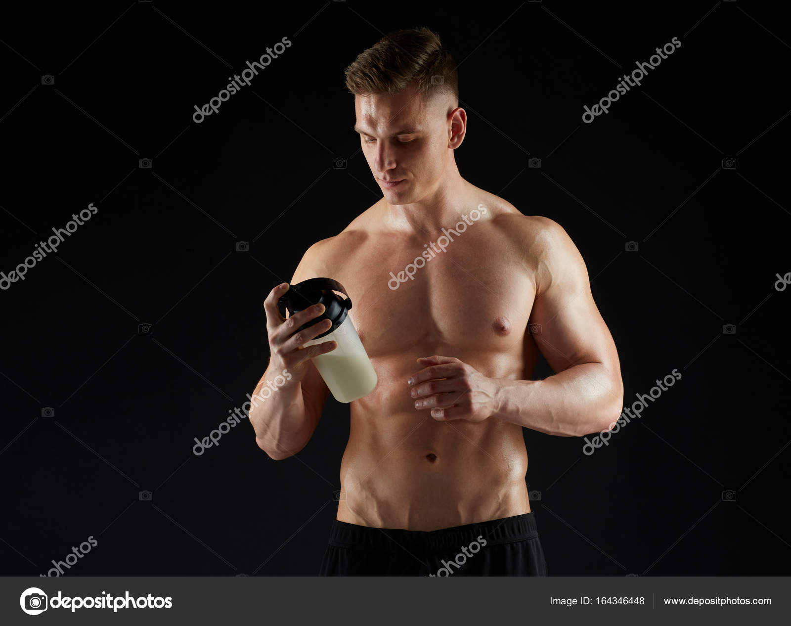 спортивные добавки. гейнер vplab mass builder, 5000 г, шоколад состав. качки пьют протеин. схема спортивного питания для набора мышечной массы. белок для похудения для мужчин.