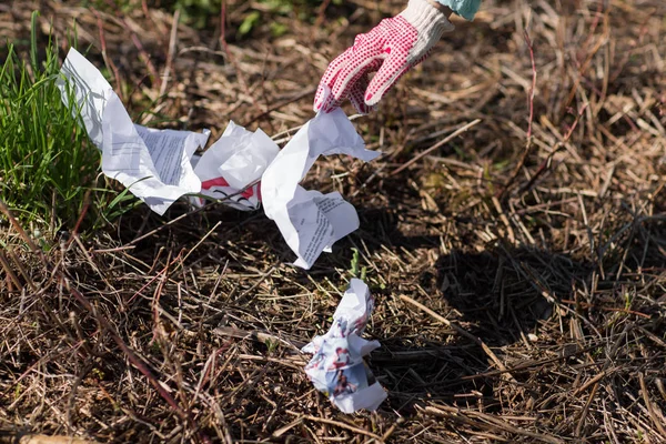 Área voluntaria de limpieza de manos de la basura — Foto de Stock