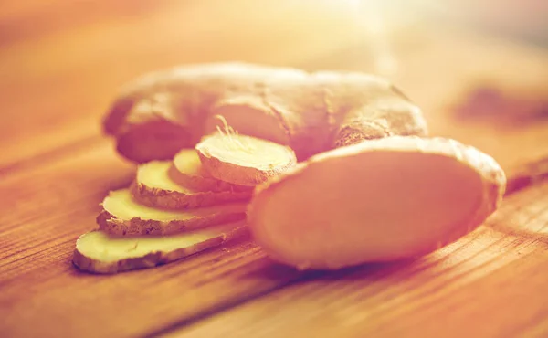 Close up of ginger root on wooden table — Stock Photo, Image