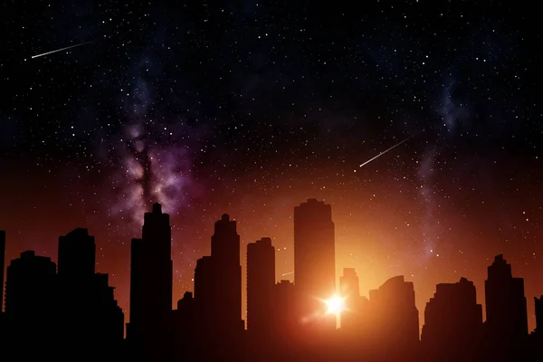 Футуристические городские небоскребы над восходом солнца в космосе — стоковое фото