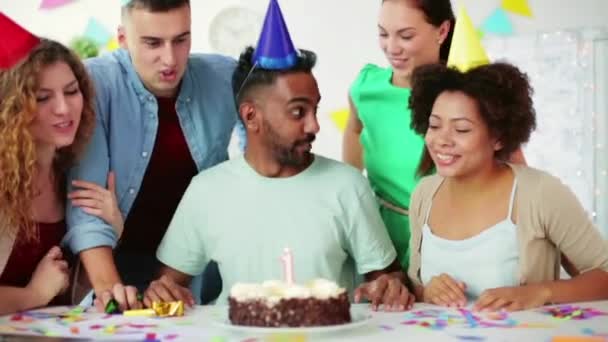 Équipe de l'entreprise fête un an anniversaire — Video