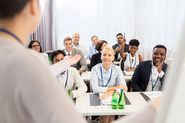 Group of people at business conference or lecture — Stock Photo, Image