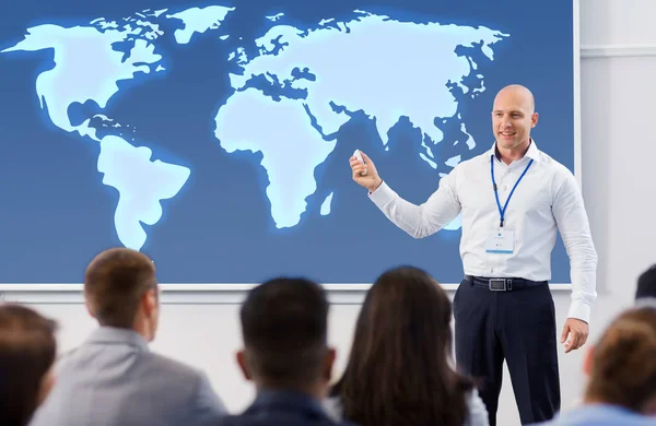 Groep mensen op de Wereldconferentie van de business — Stockfoto